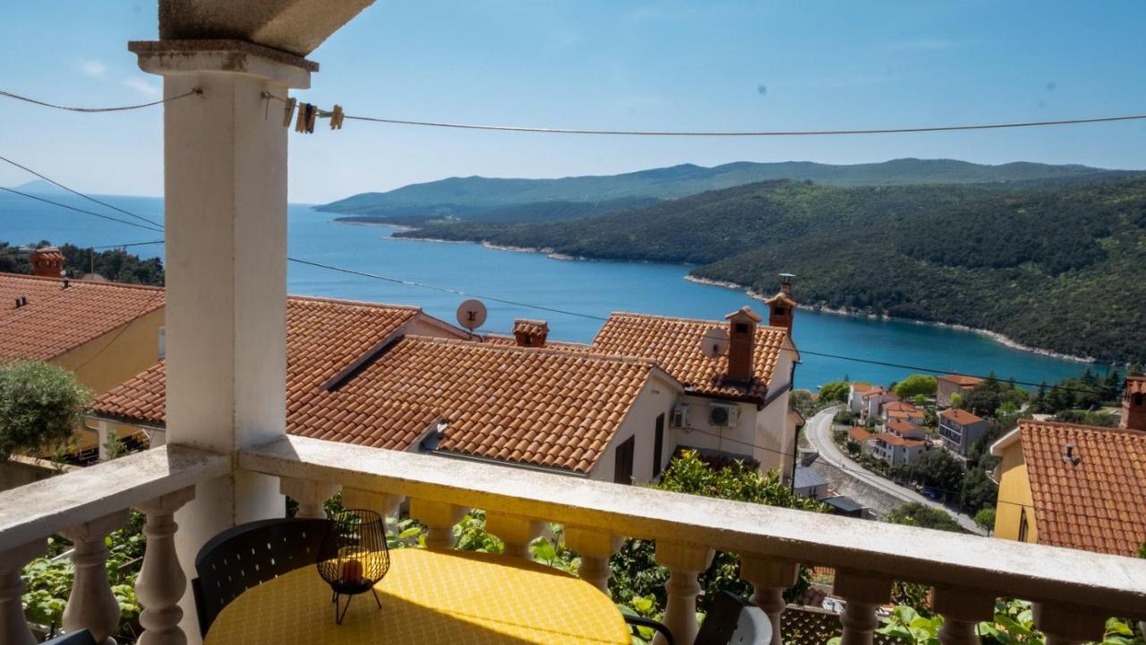 Apartment With Beautiful Sea View Rabac Exteriör bild